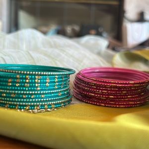 Vintage Blue and Pink Sparkly Bangles NWOT